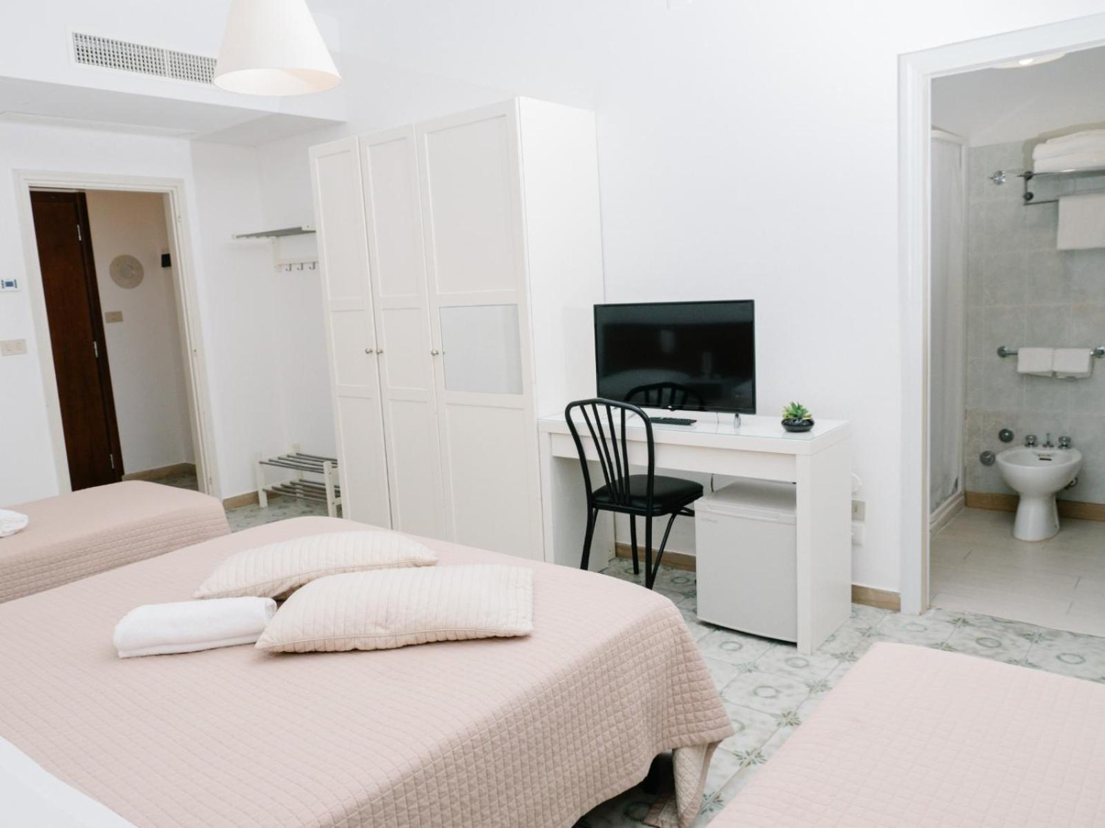 Hotel Antagos มอนเตซิลวาโน ภายนอก รูปภาพ